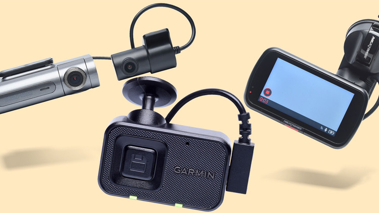 همه چیز درباره دوربین ثبت وقایع خودرو 4 انواع-دوربین-ثبت-وقایع-خودرو