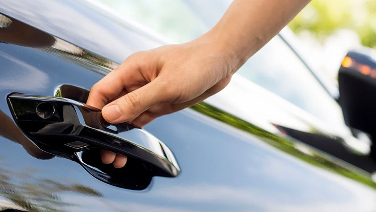 آشنایی کامل با انواع ریموت ماشین 5 انواع-ریموت-ماشین-خارجی