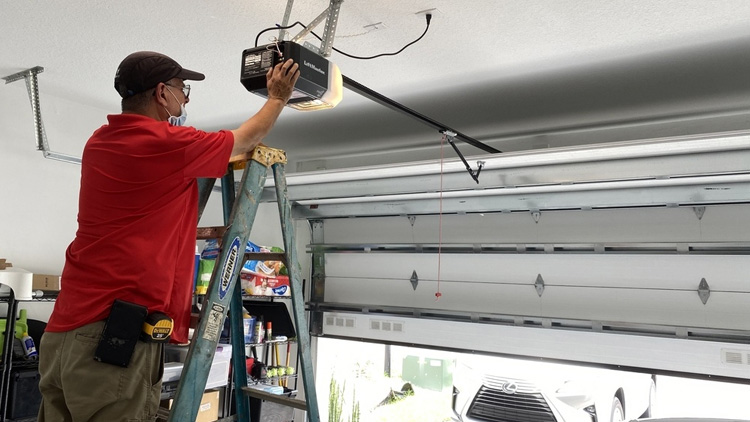 آموزش قدم به قدم کد دهی و ست کردن ریموت درب پارکینگ 5 ریست-ریموت-کنترل-درب-پارکینگ