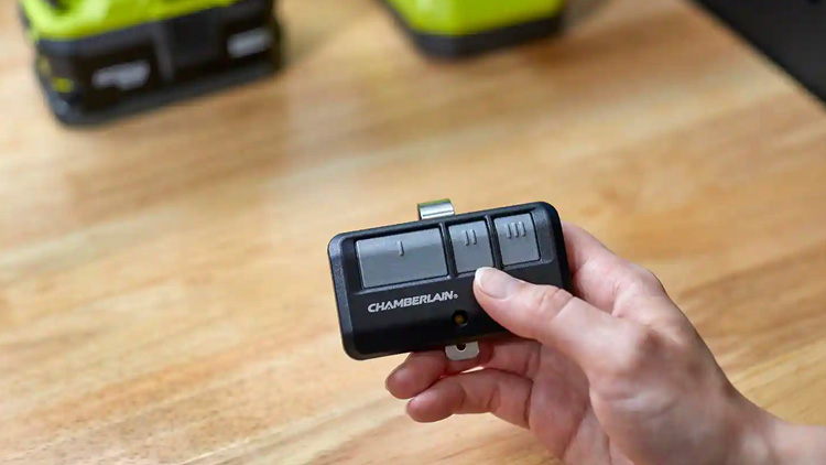 آموزش قدم به قدم کد دهی و ست کردن ریموت درب پارکینگ 6 کپی-ریموت-از-روی-درب-پارکینگ